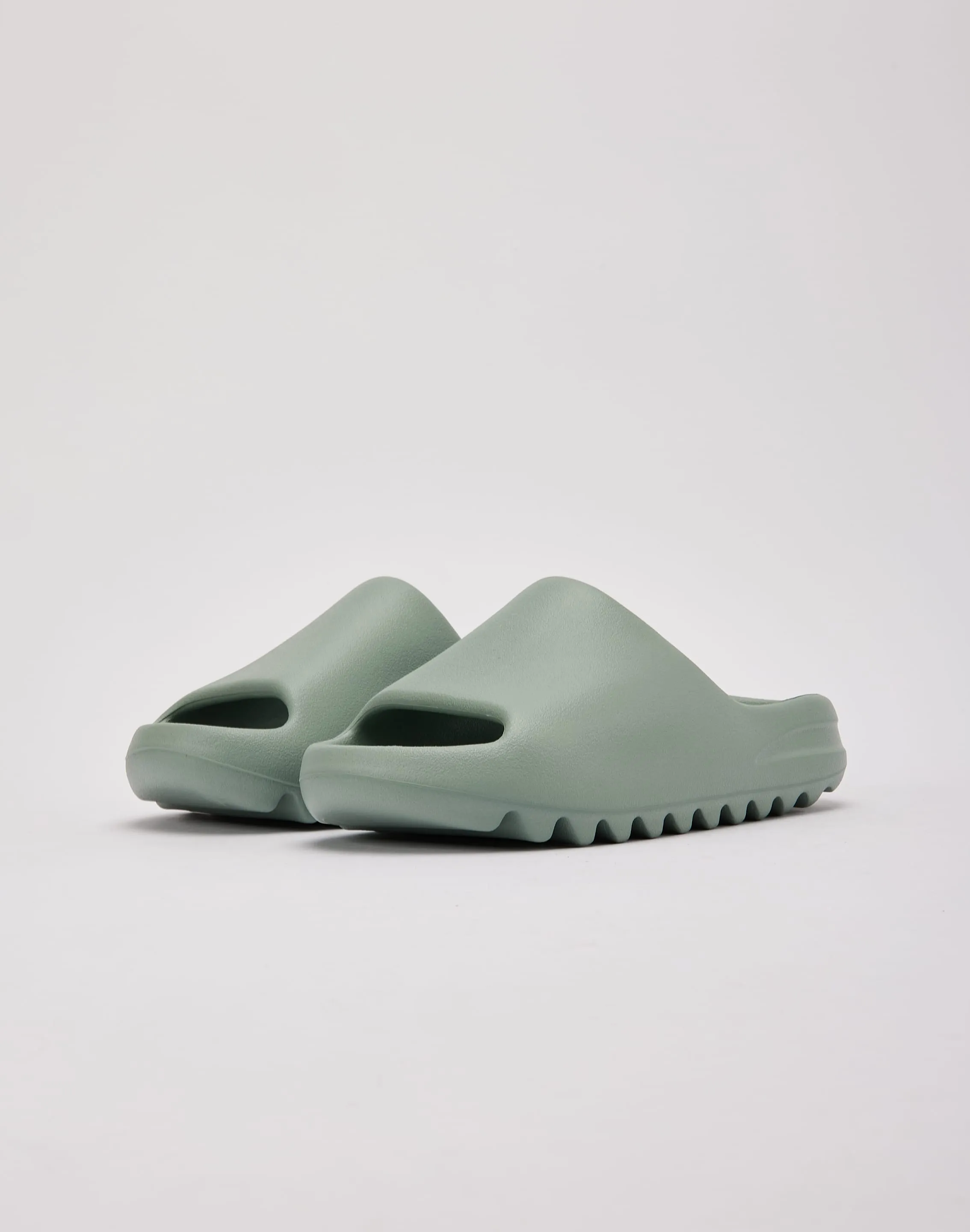 Adidas Yeezy Slide 'Salt' Grade-School