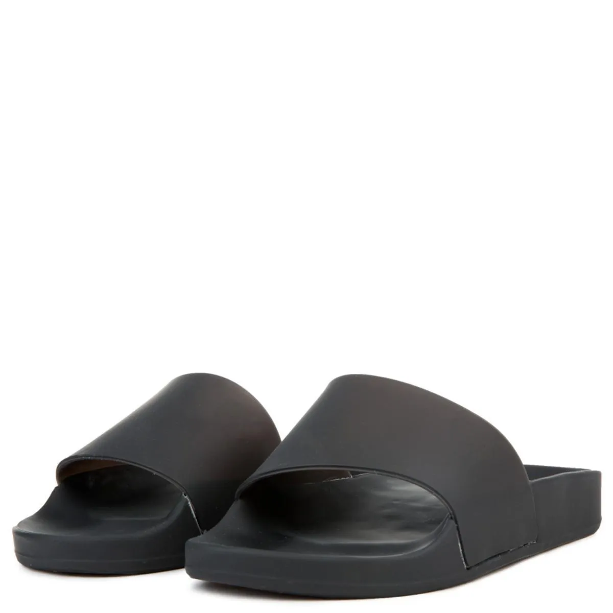 Amar-05 Slides BLACK PVC