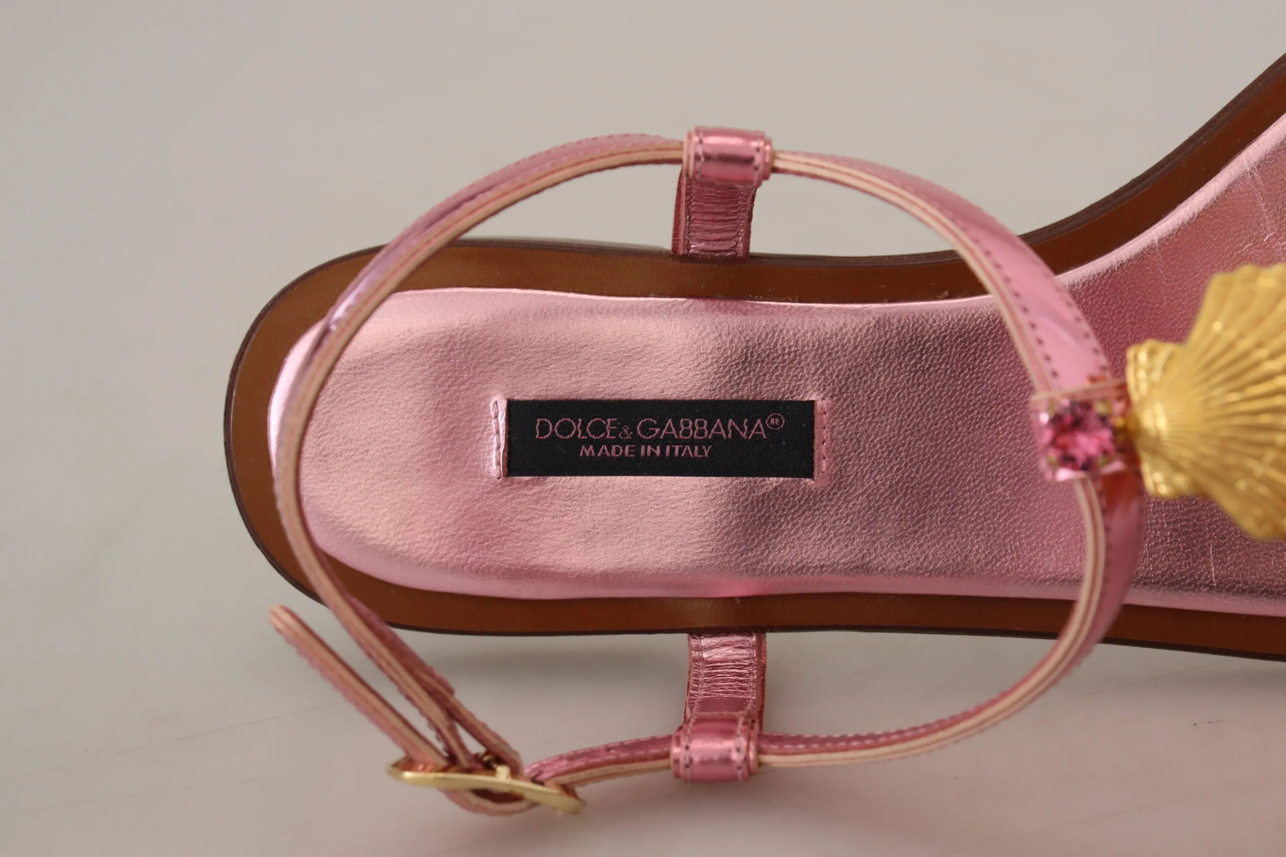 Dolce & Gabbana Chic Pink Leather Sandals with Exquisite Embellishment
