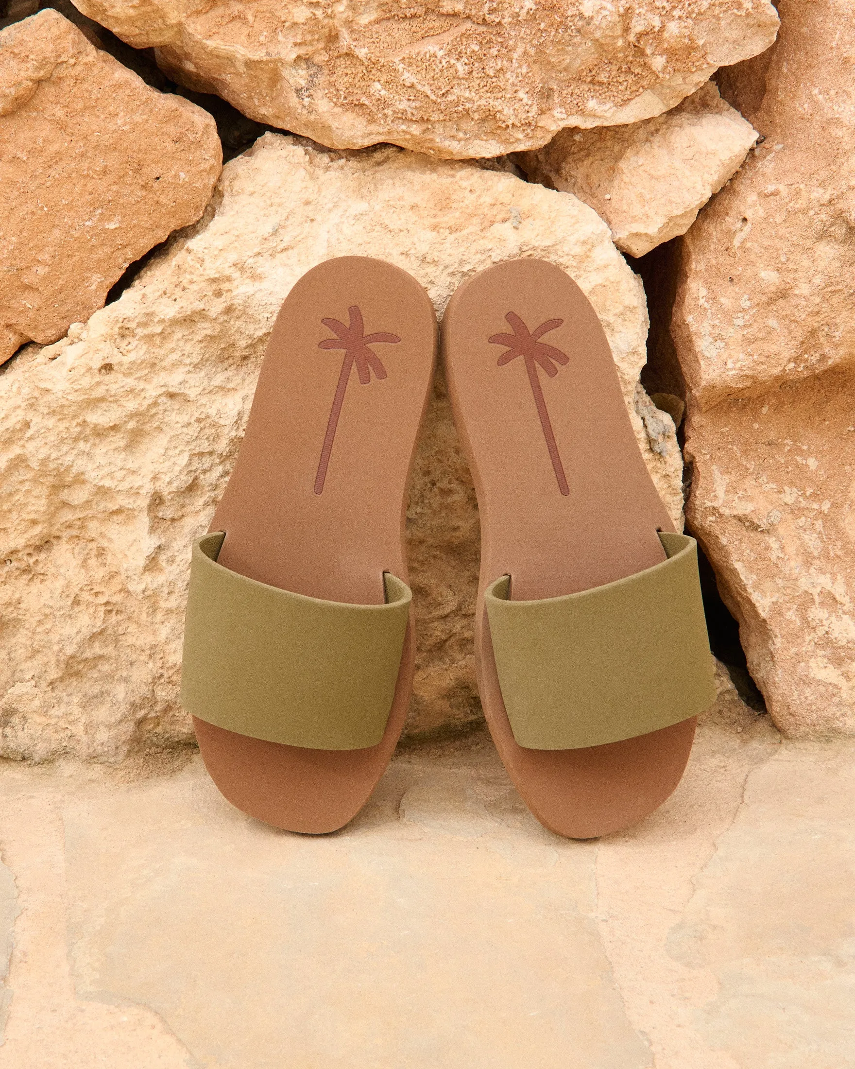 Eva Slides|Swim Sandals - O02ES - Honolulu Kaki Green Cuero