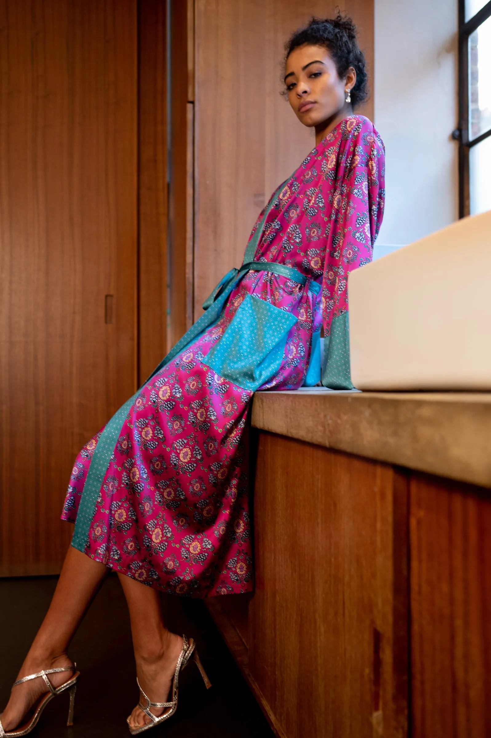 Long Robe / "Persia"