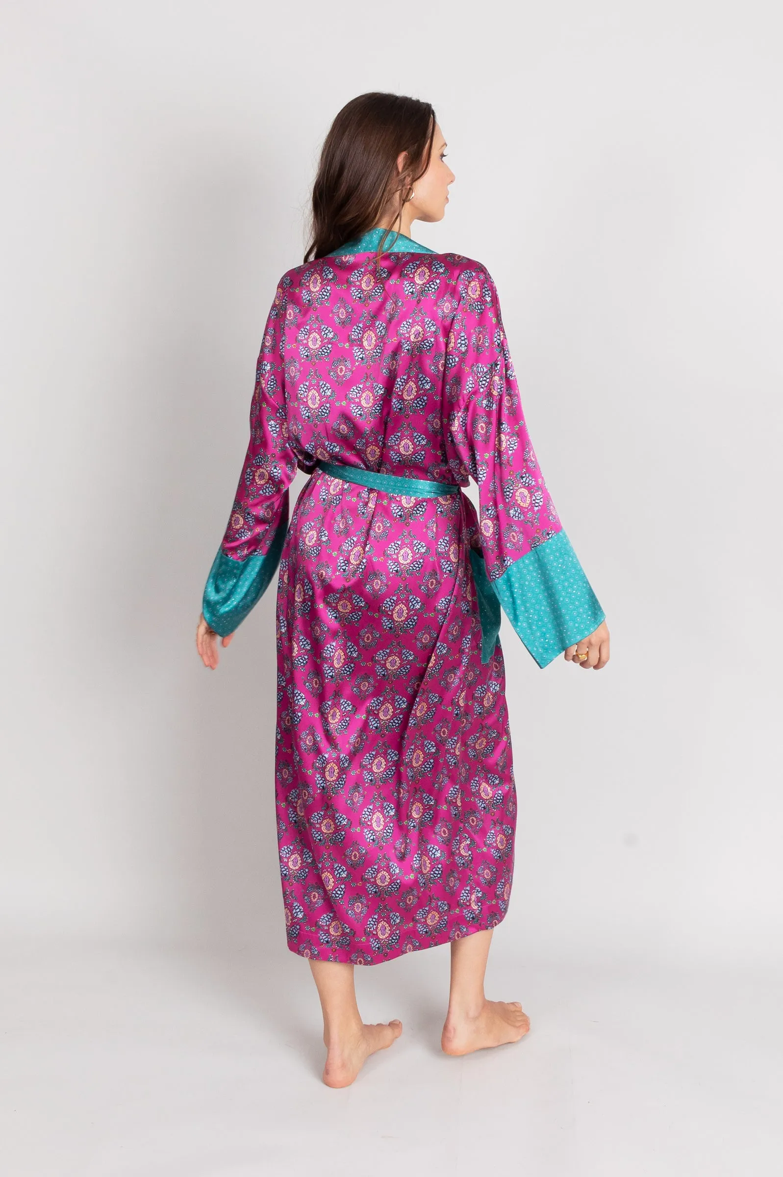 Long Robe / "Persia"