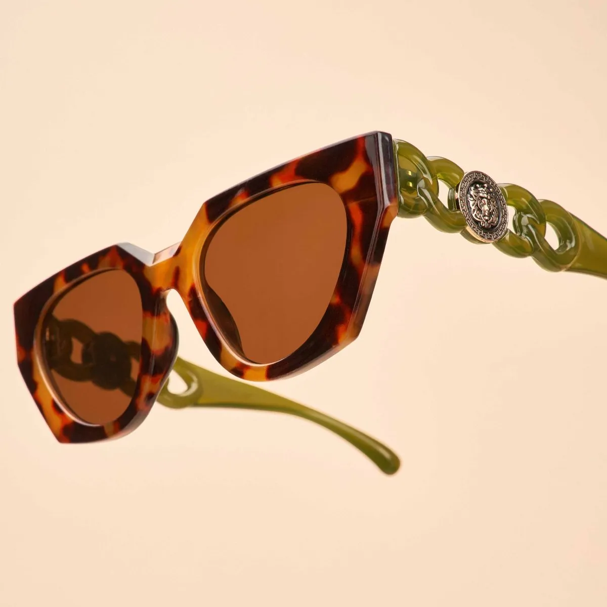 Luxe Zelia Tortoiseshell   Olive Sunglasses