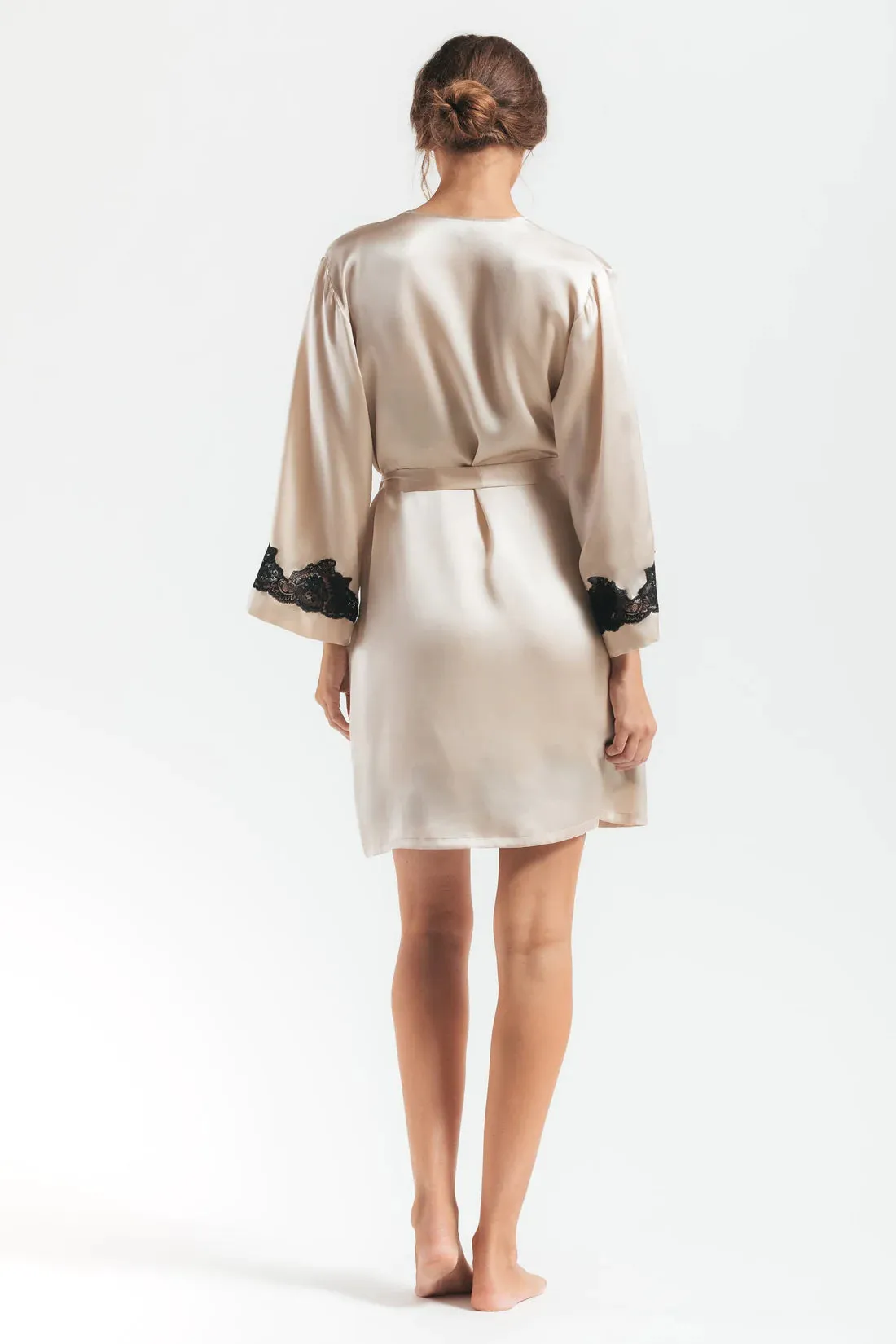 MORGAN ICONIC SHORT SILK ROBE