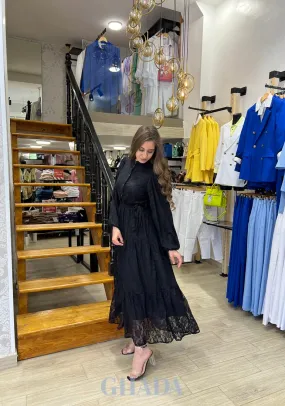 Robe noir en dentelle