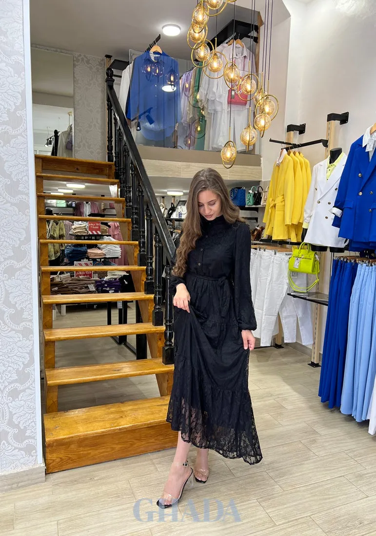 Robe noir en dentelle