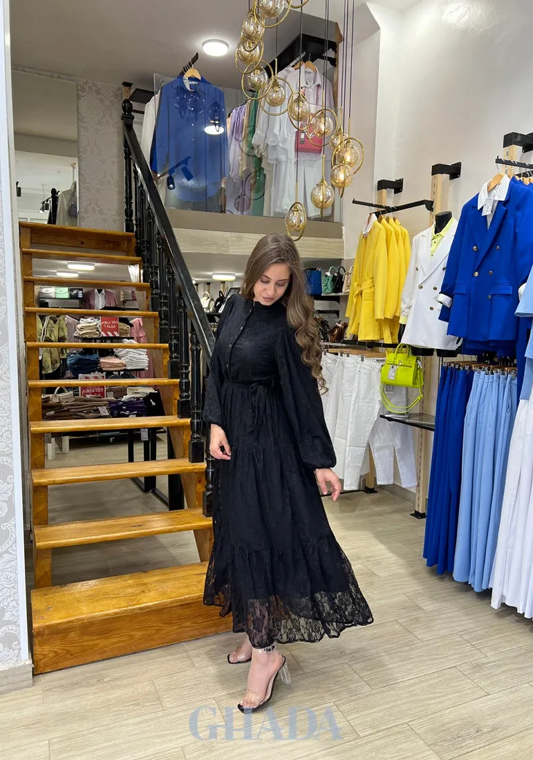 Robe noir en dentelle