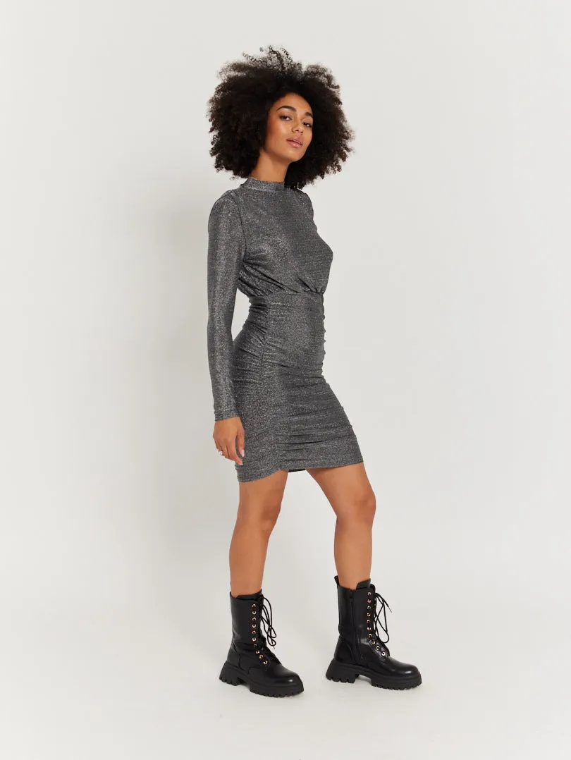 Robe noire pailletée manches longues