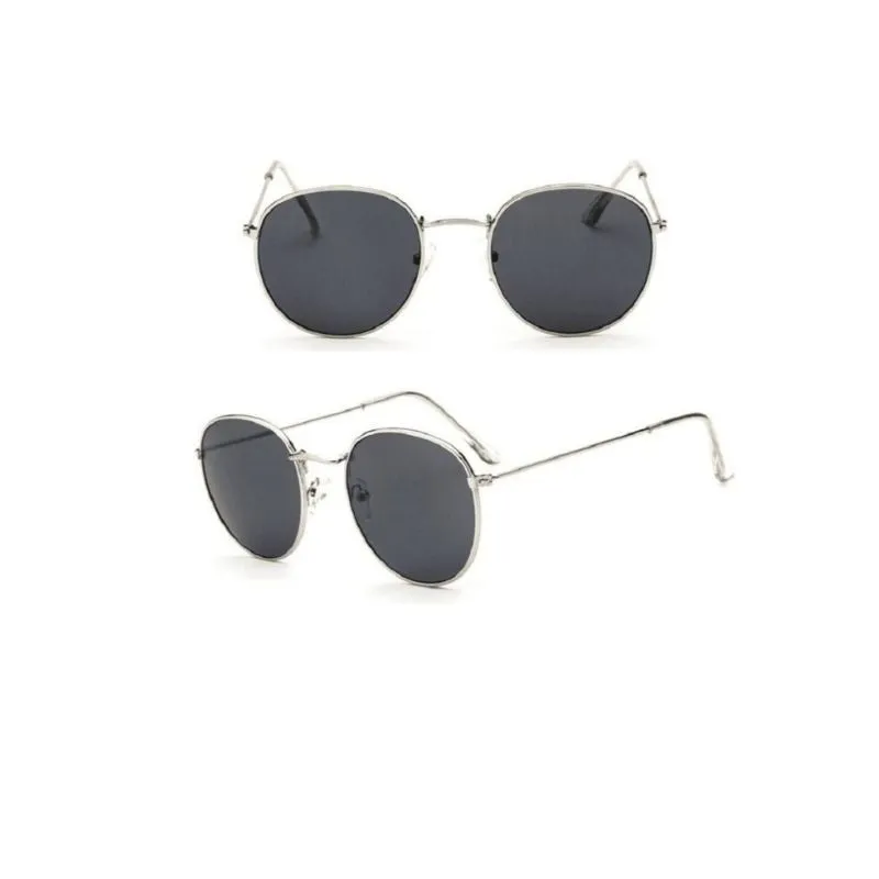 Round Mirror Sunglasses in Gold And Silver