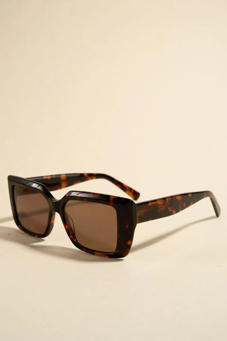Soho Dark Tort Square Sunglasses