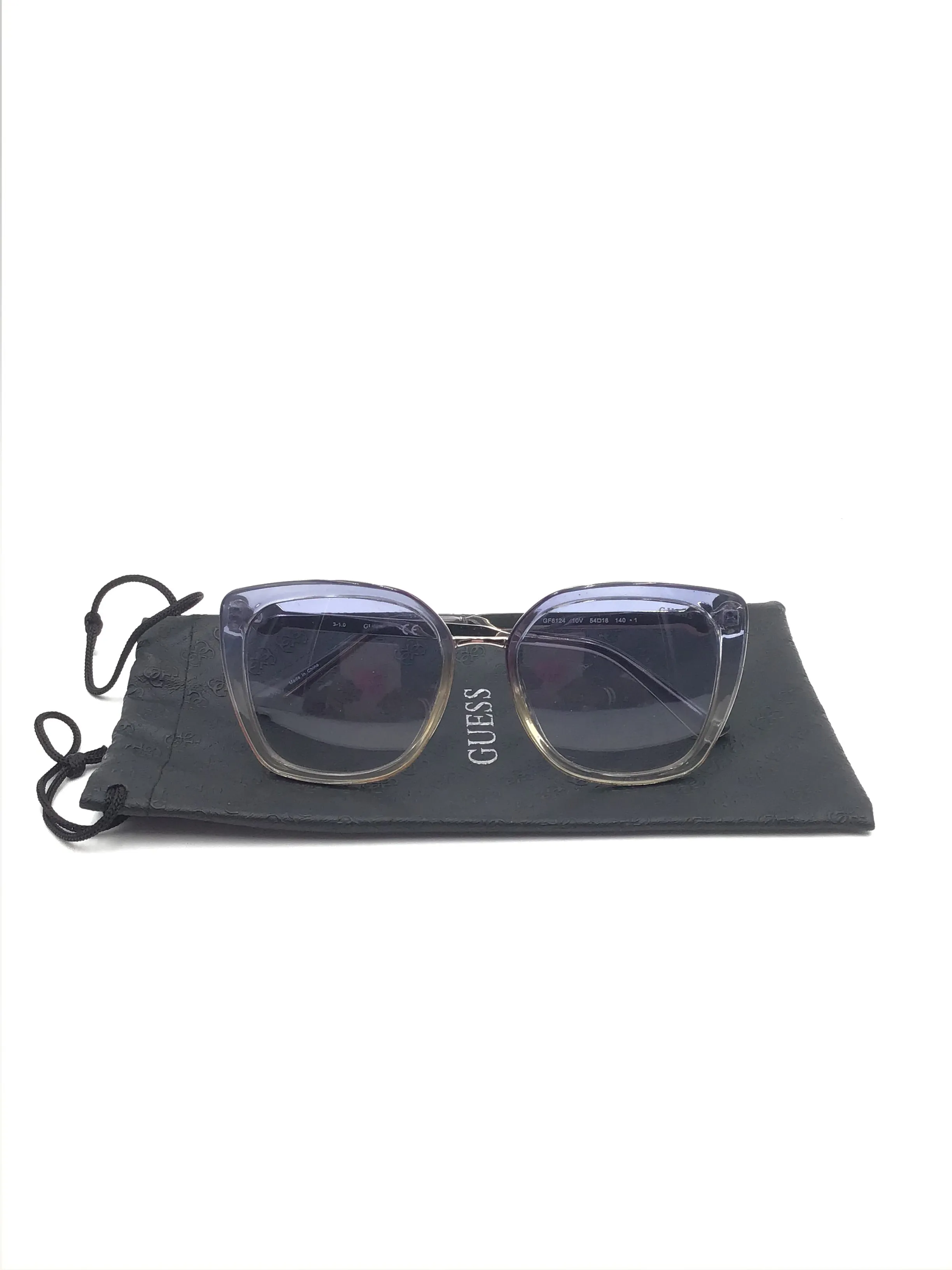 Sunglasses By Guess  Size: Small