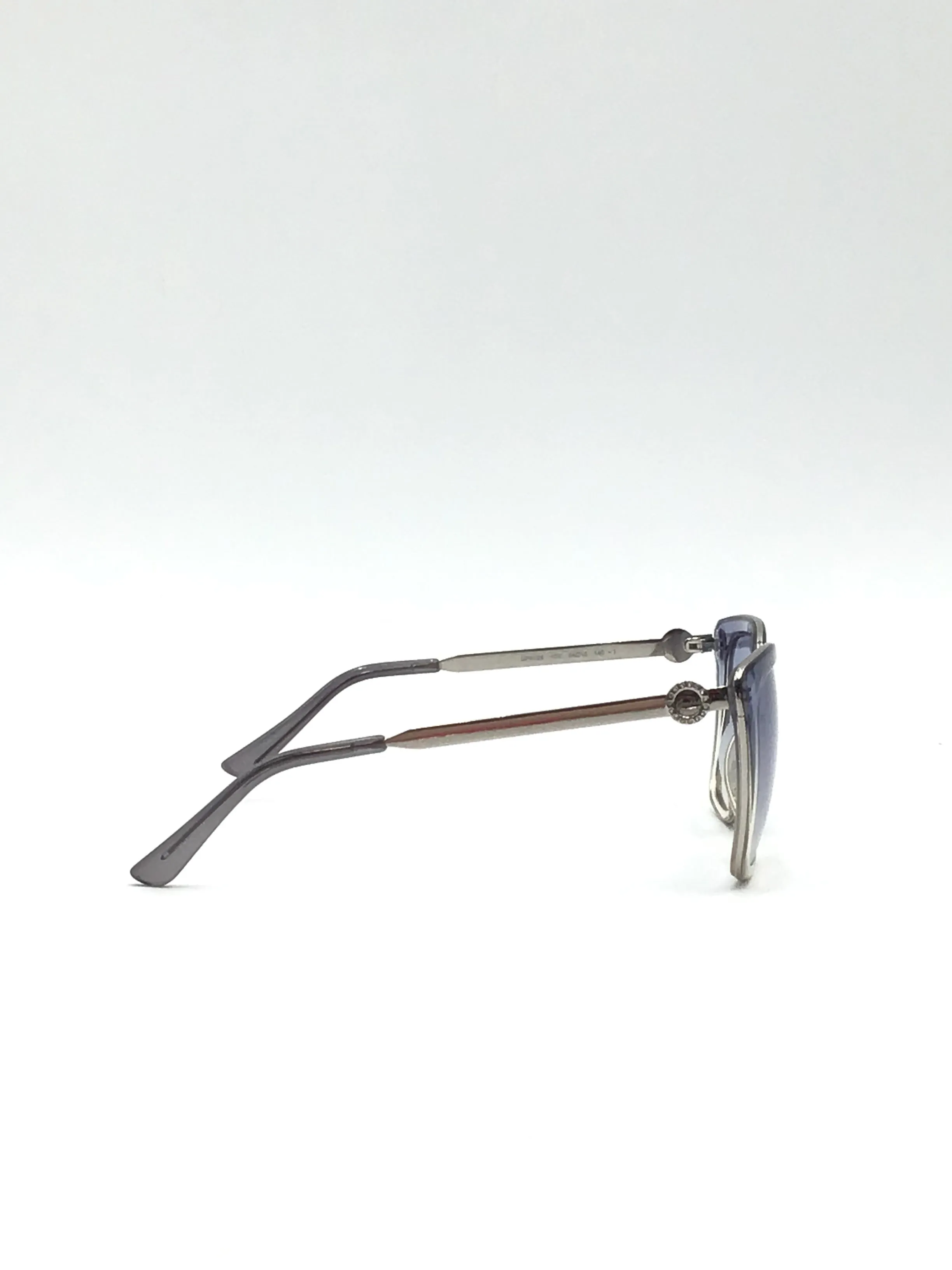 Sunglasses By Guess  Size: Small