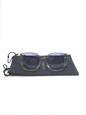 Sunglasses By Guess  Size: Small