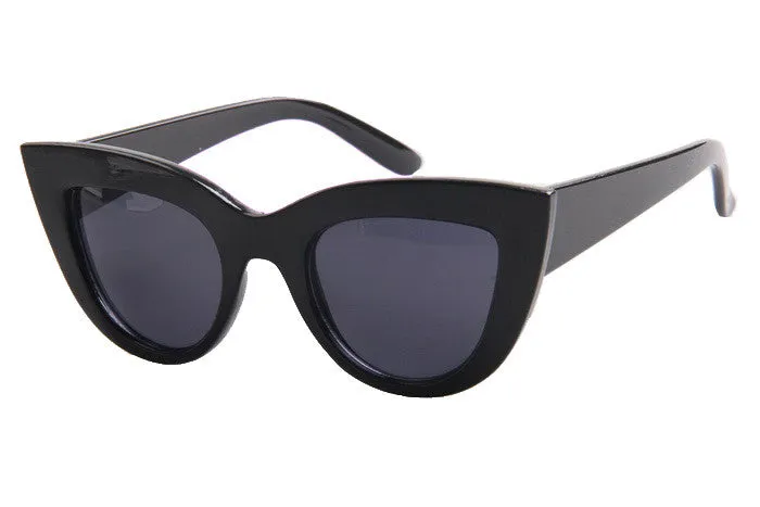 Sunglasses women with box Classic Cat Eye Style Brand Designer Fashion Shades black plastic Sun Glasses oculos de sol