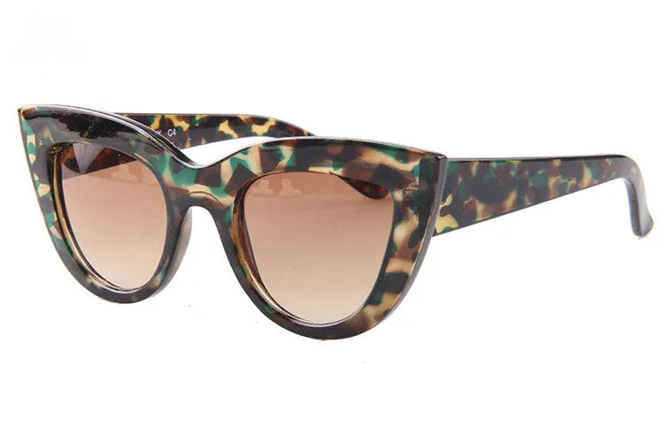 Sunglasses women with box Classic Cat Eye Style Brand Designer Fashion Shades black plastic Sun Glasses oculos de sol