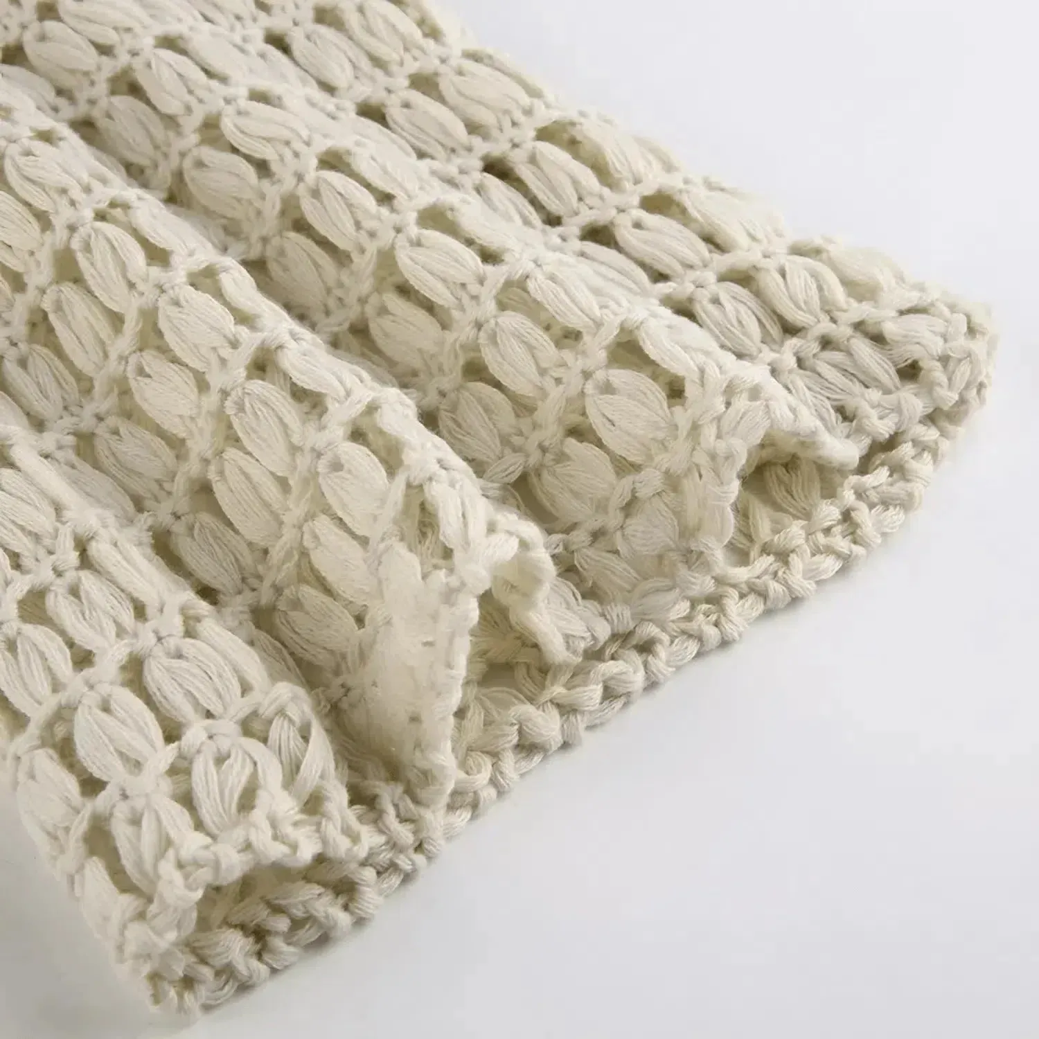 Sylvette – Ethnic-inspired crochet – Bell sleeve top