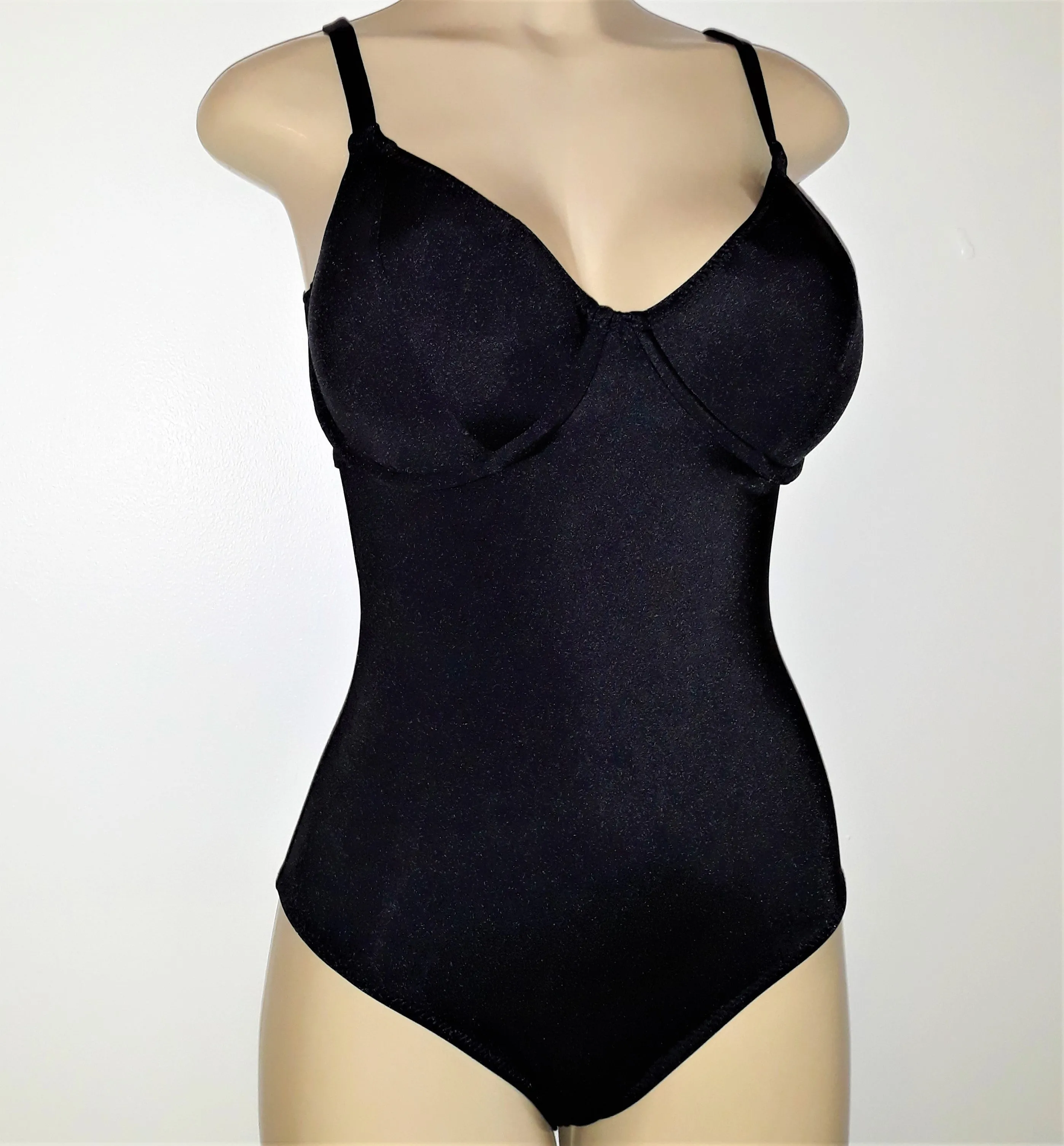 Underwire Supportive One Piece Swimsuit