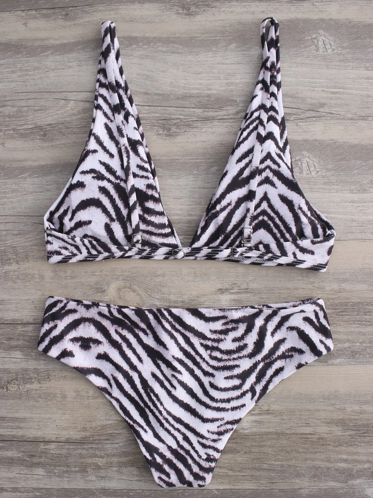 Wholesale Leopard V-Neck Sleeveless Backless High-Waisted Bikinis